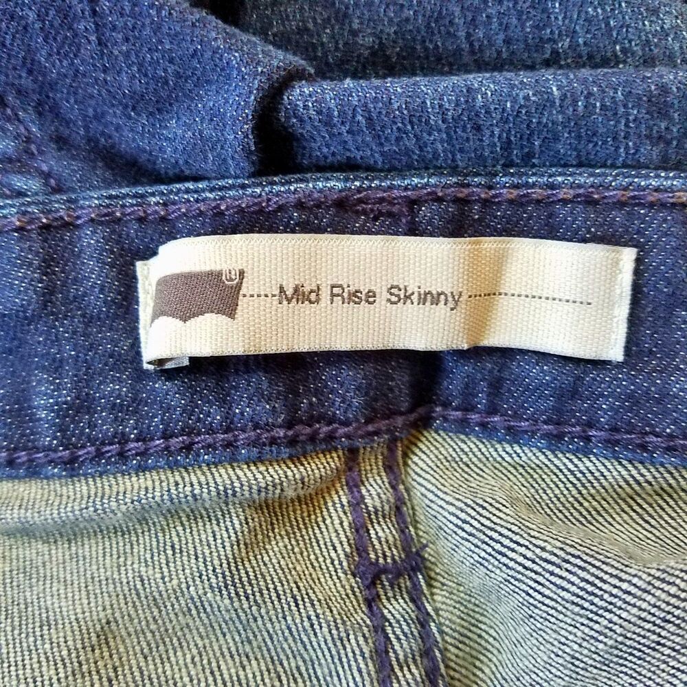Levi's Mid Rise Skinny Jeans Women’s 16M Blue Stretch Denim 35x31 - Picture 4 of 5